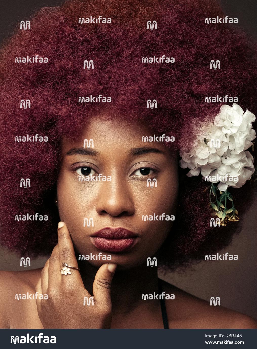 Afro hair queen 